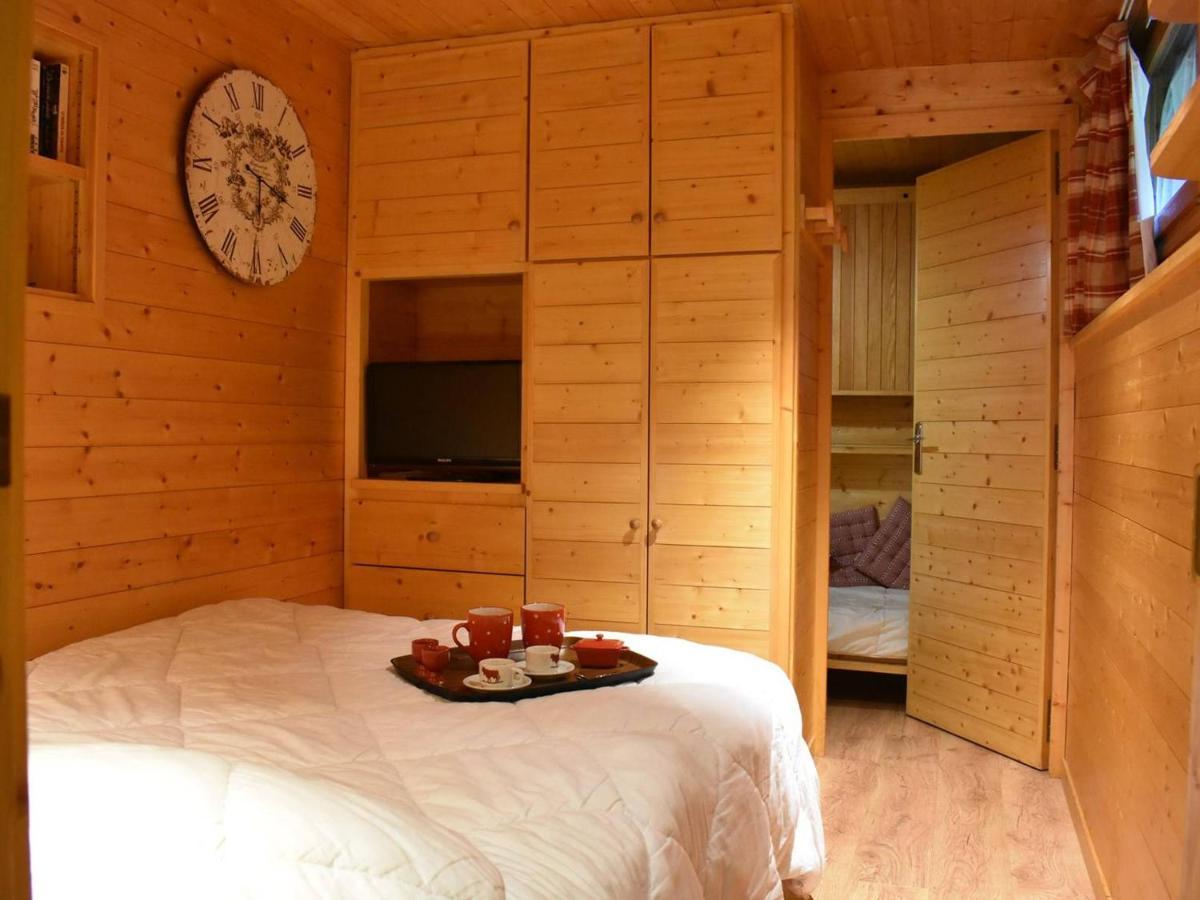 Appartement Cosy Avec Cheminee, Terrasse Et Parking, Proche Pistes Et Commerces - Meribel - Fr-1-180-552 Exterior foto