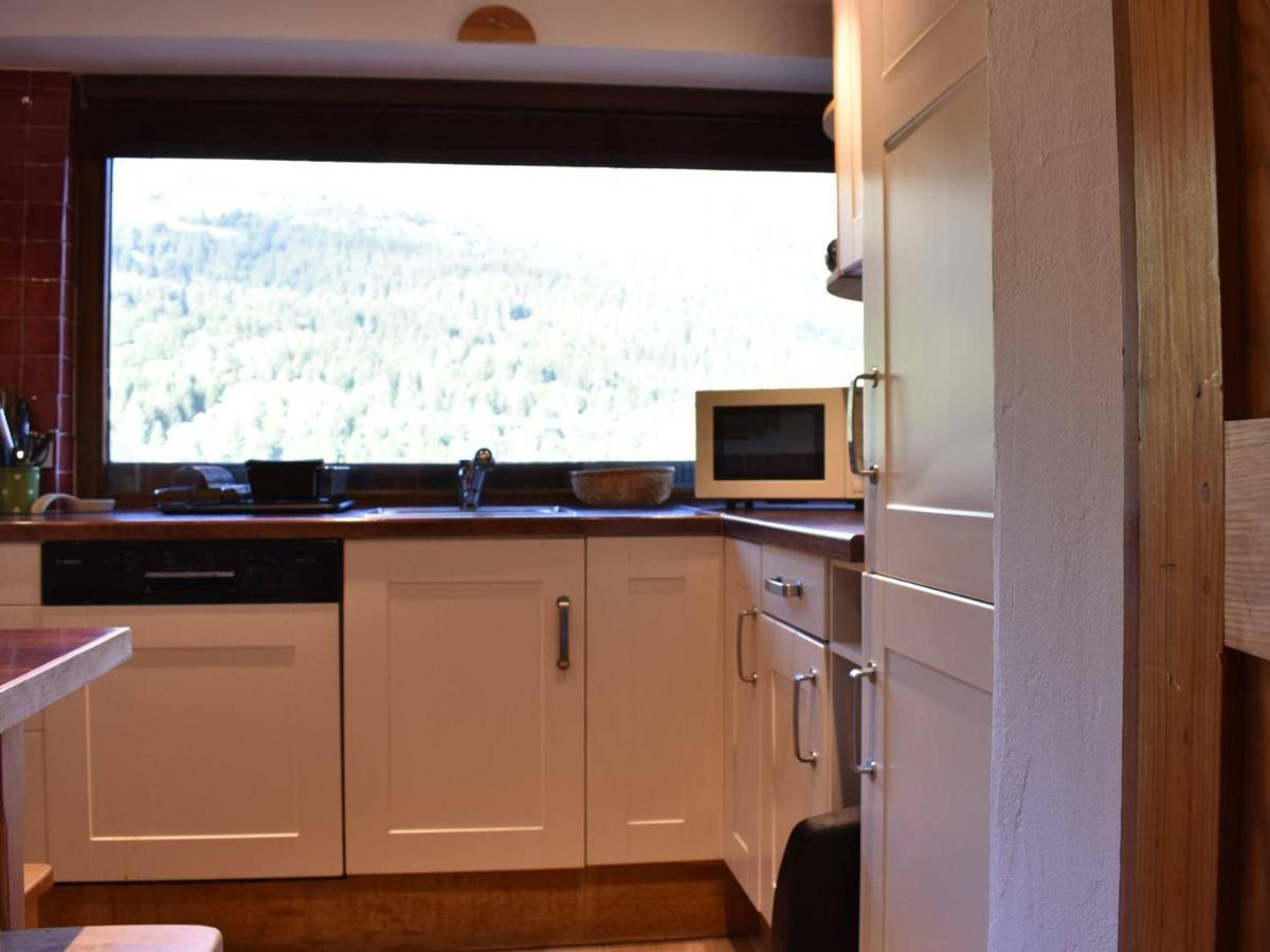 Appartement Cosy Avec Cheminee, Terrasse Et Parking, Proche Pistes Et Commerces - Meribel - Fr-1-180-552 Exterior foto