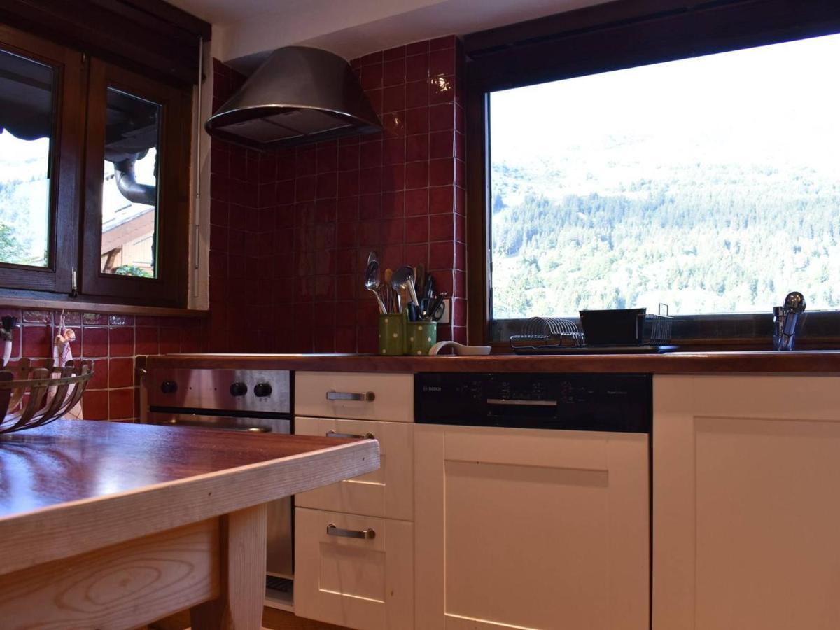 Appartement Cosy Avec Cheminee, Terrasse Et Parking, Proche Pistes Et Commerces - Meribel - Fr-1-180-552 Exterior foto