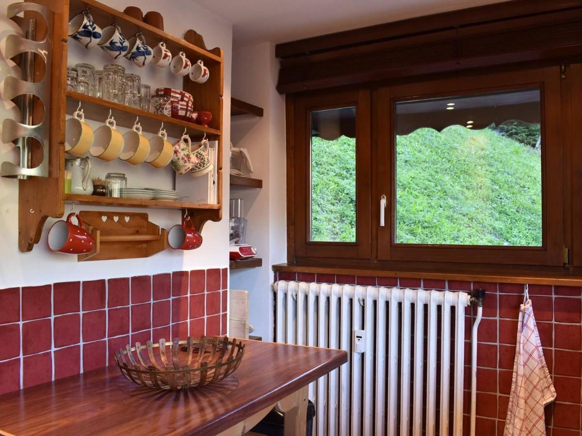 Appartement Cosy Avec Cheminee, Terrasse Et Parking, Proche Pistes Et Commerces - Meribel - Fr-1-180-552 Exterior foto