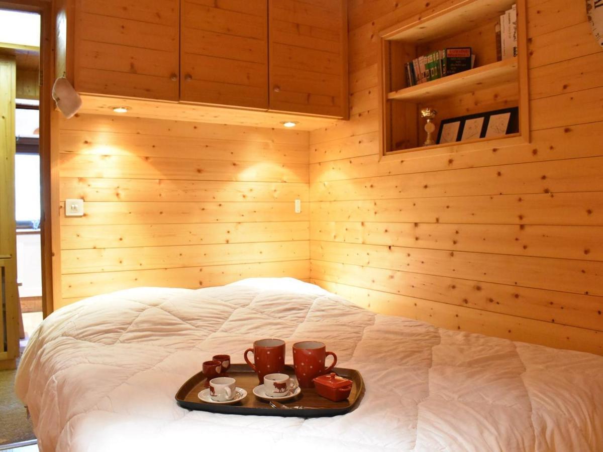 Appartement Cosy Avec Cheminee, Terrasse Et Parking, Proche Pistes Et Commerces - Meribel - Fr-1-180-552 Exterior foto