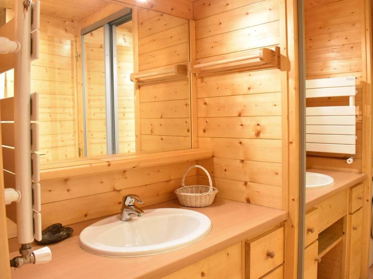 Appartement Cosy Avec Cheminee, Terrasse Et Parking, Proche Pistes Et Commerces - Meribel - Fr-1-180-552 Exterior foto
